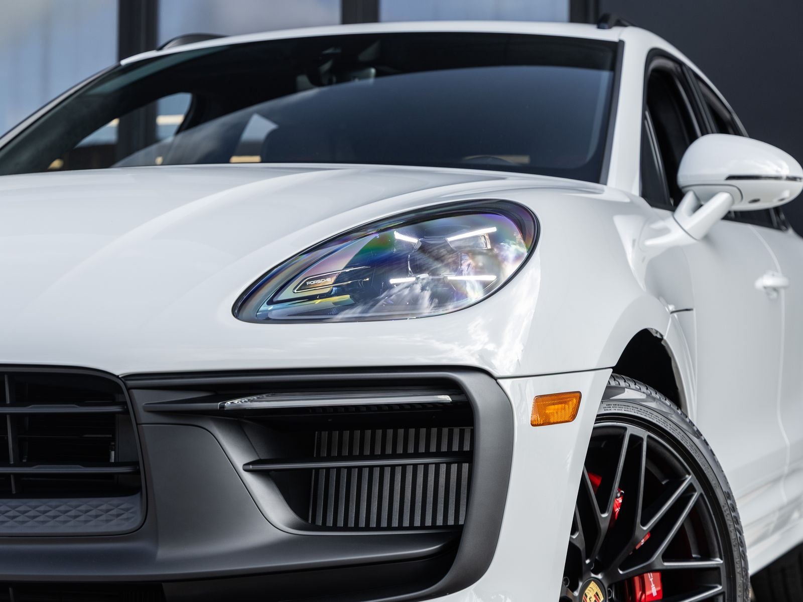 2026 Porsche Macan Macan GTS