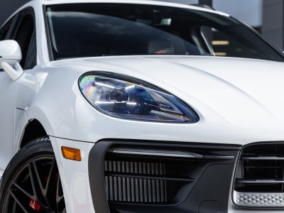 2026 Porsche Macan Macan GTS