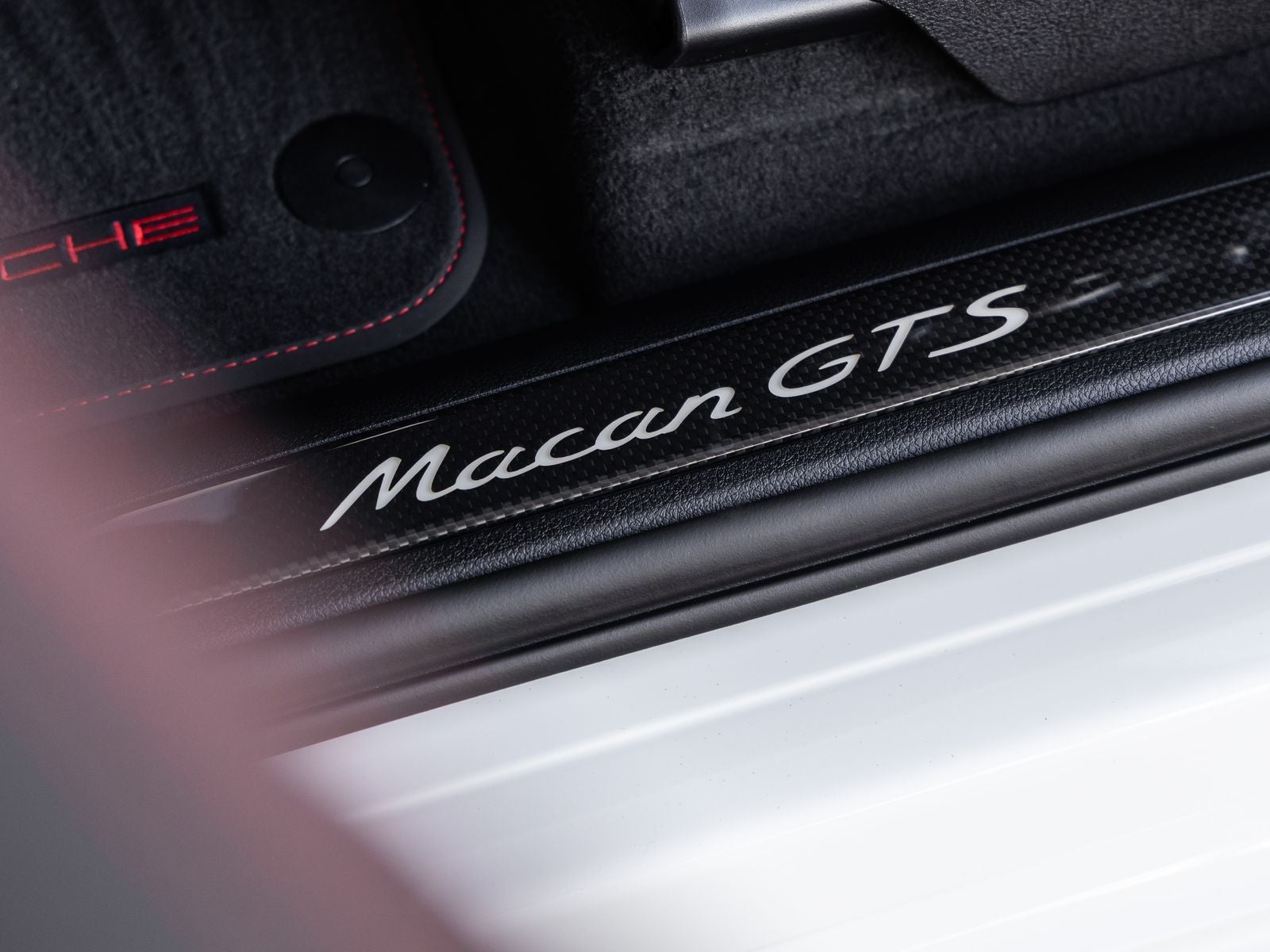 2026 Porsche Macan Macan GTS