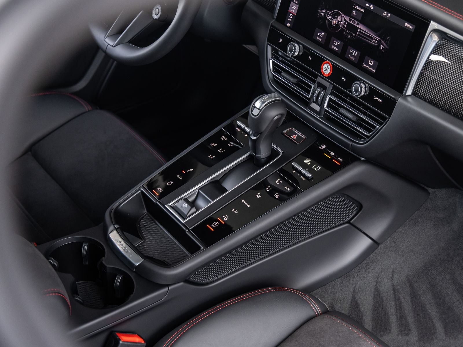 2026 Porsche Macan Macan GTS