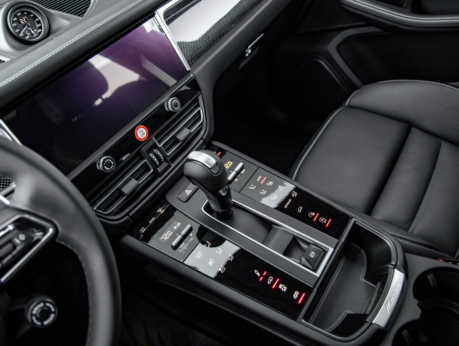 2026 Porsche Macan Macan GTS