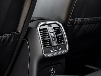 2026 Porsche Macan Macan GTS