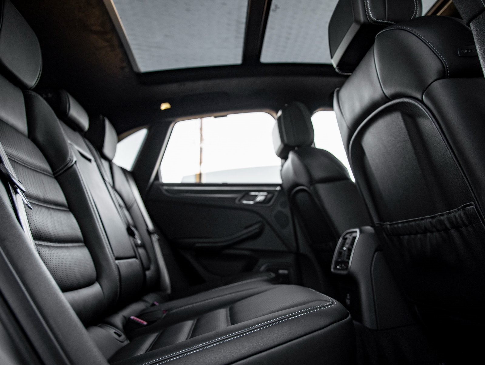 2026 Porsche Macan Macan GTS