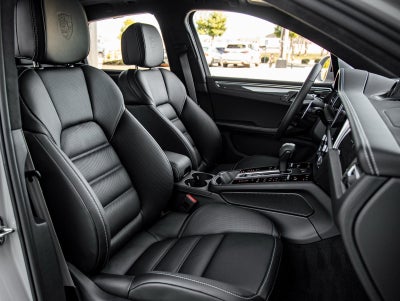 2026 Porsche Macan Macan GTS