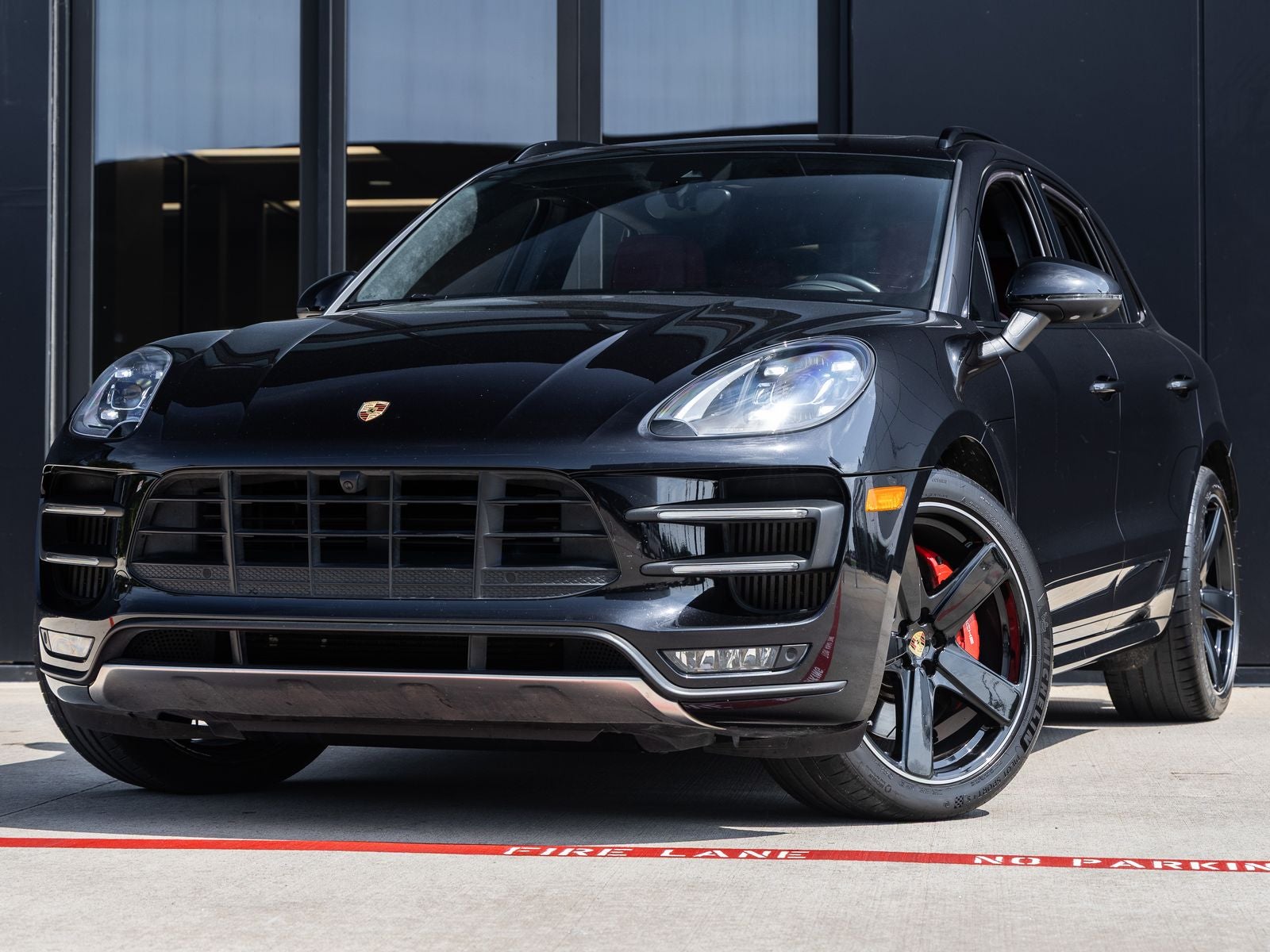 2017 Porsche Macan Turbo