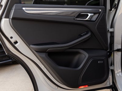 2026 Porsche Macan Macan GTS