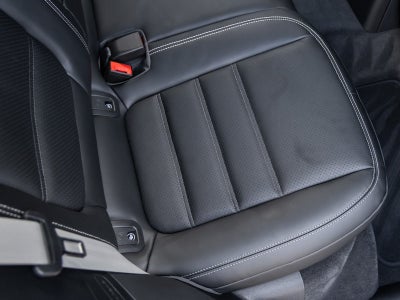 2026 Porsche Macan Macan GTS