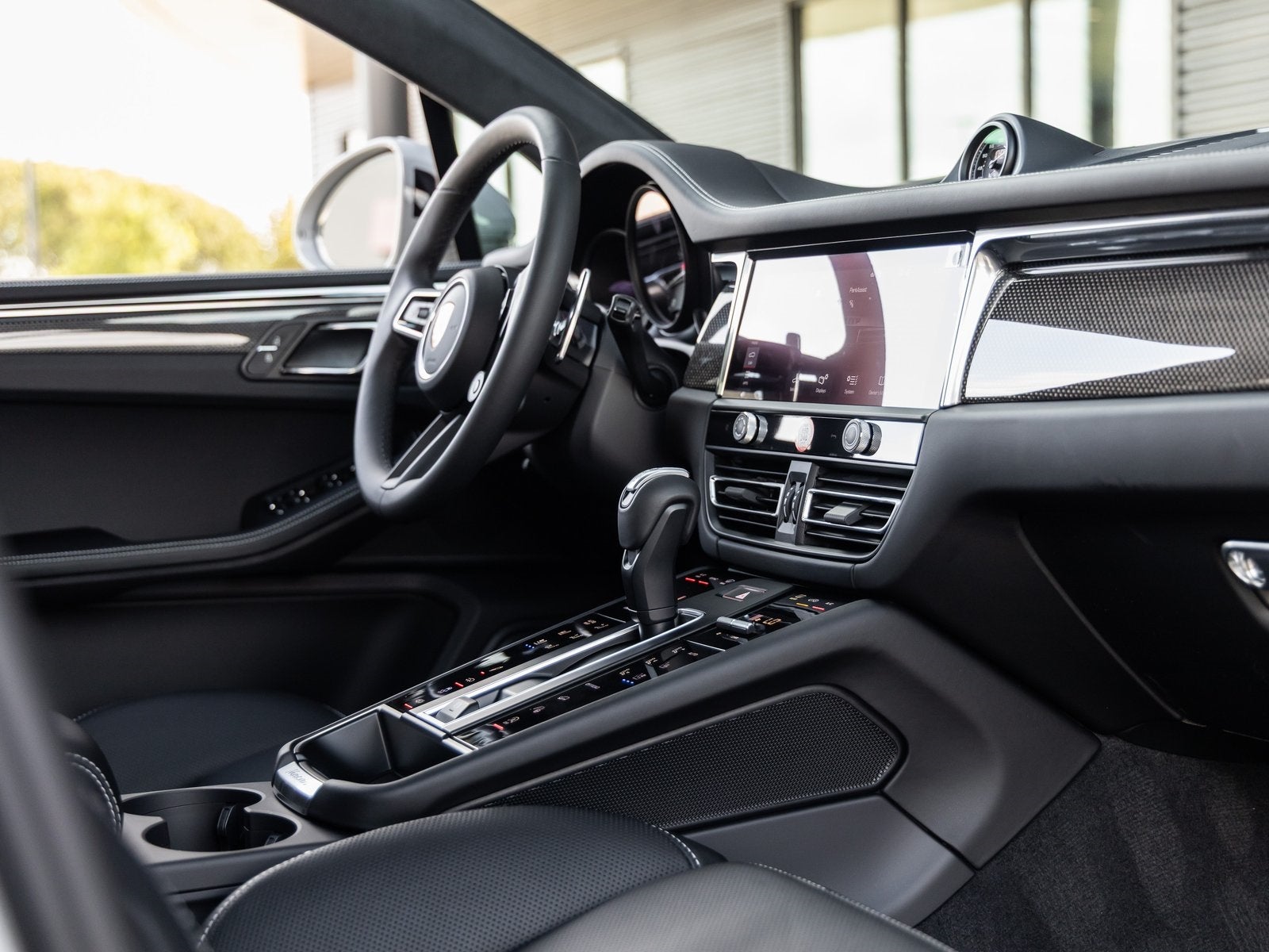 2026 Porsche Macan Macan GTS