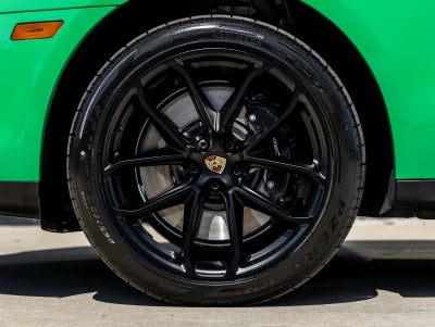 2026 Porsche Macan Macan GTS