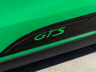 2026 Porsche Macan Macan GTS