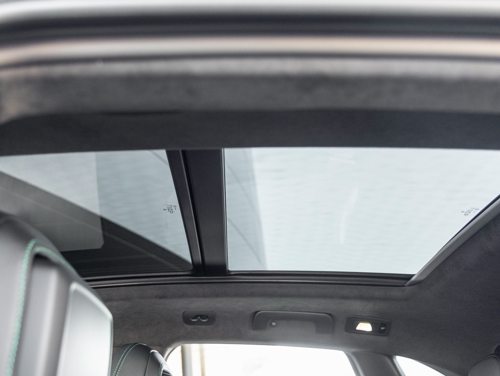 2026 Porsche Macan Macan GTS