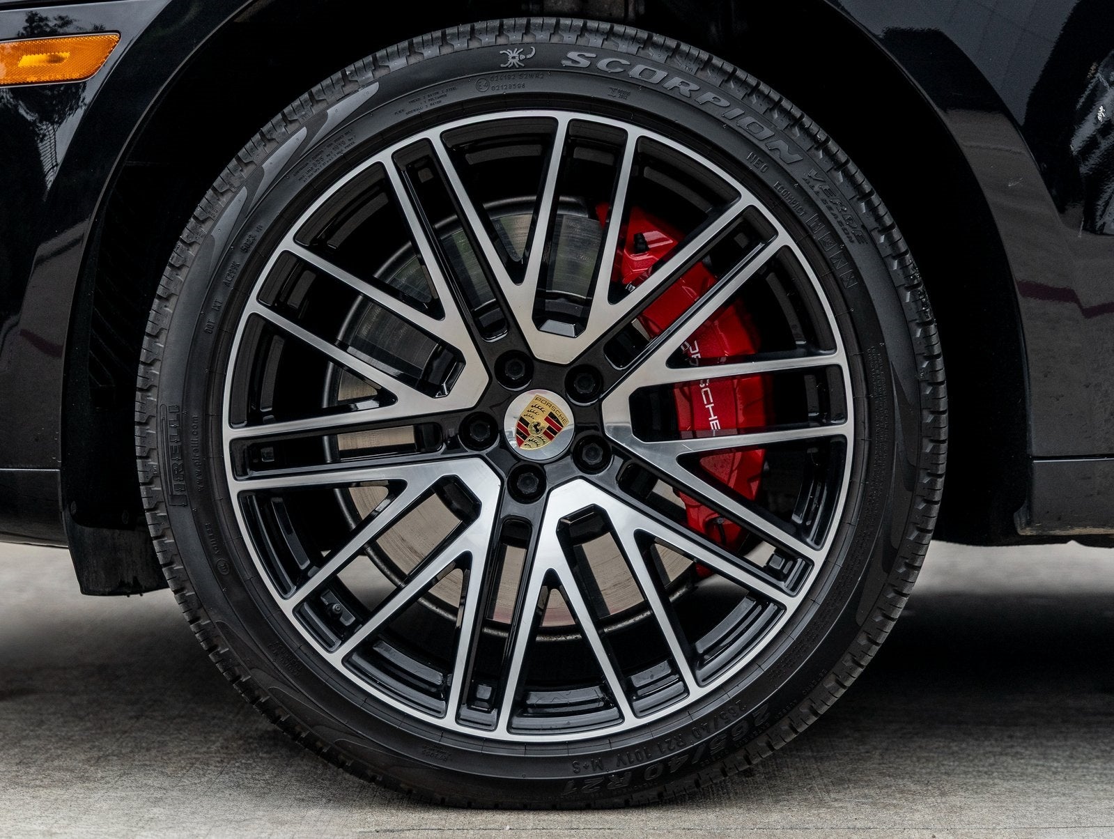 2023 Porsche Macan GTS