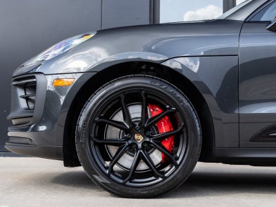 2026 Porsche Macan Macan GTS