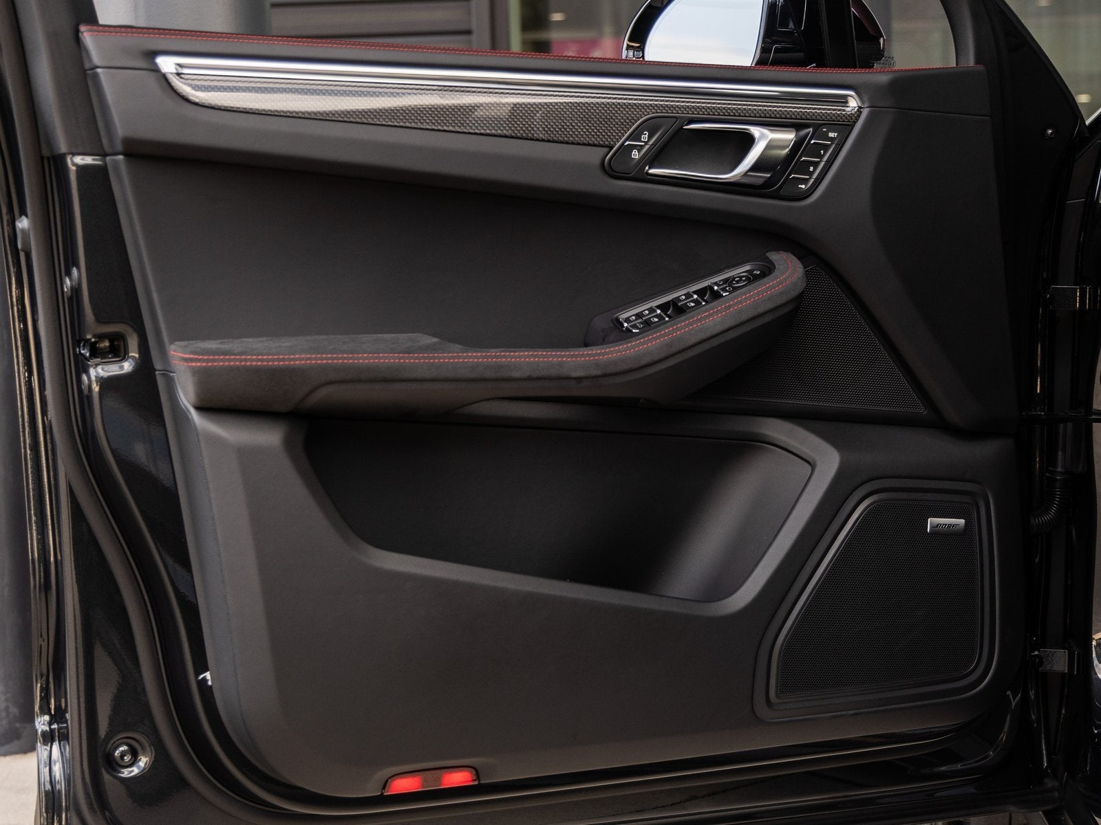 2026 Porsche Macan Macan GTS