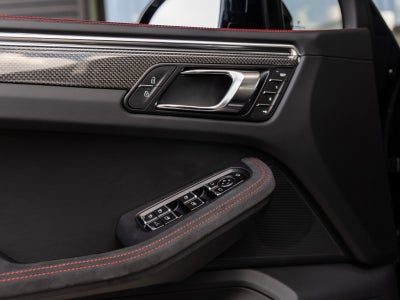 2026 Porsche Macan Macan GTS