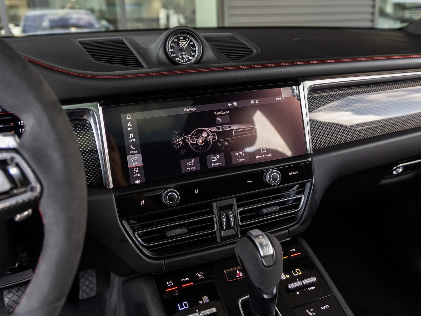 2026 Porsche Macan Macan GTS