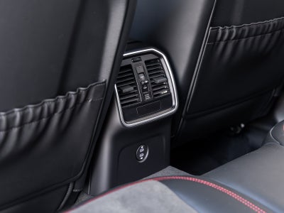 2026 Porsche Macan Macan GTS