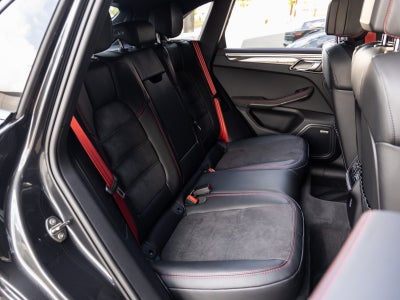 2026 Porsche Macan Macan GTS