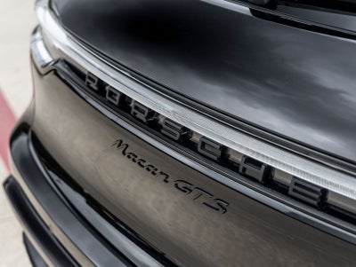 2026 Porsche Macan Macan GTS