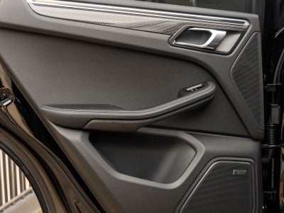 2026 Porsche Macan Macan GTS