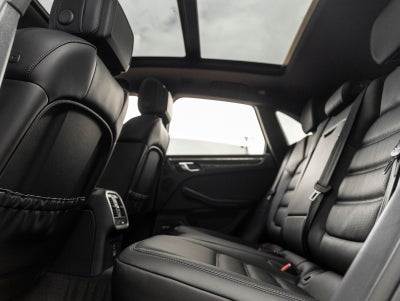 2026 Porsche Macan Macan GTS