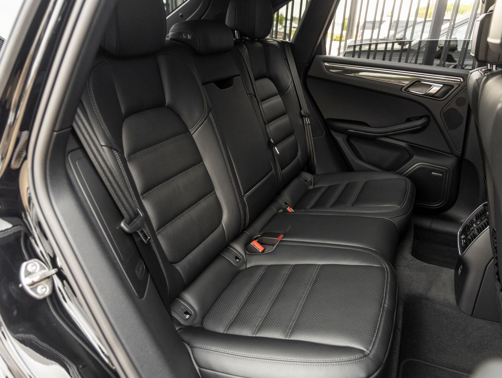 2026 Porsche Macan Macan GTS