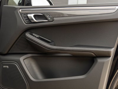 2026 Porsche Macan Macan GTS