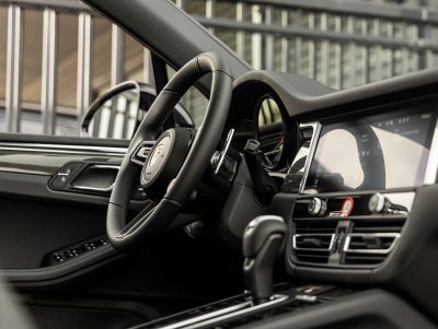 2026 Porsche Macan Macan GTS