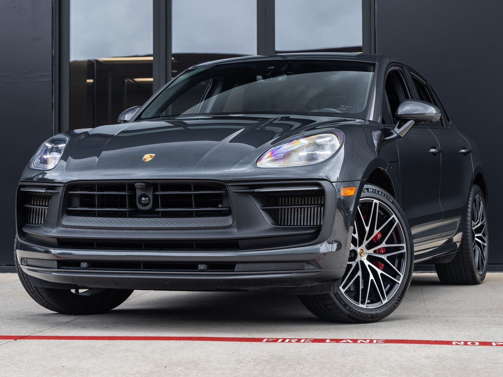 2024 Porsche Macan GTS's photo