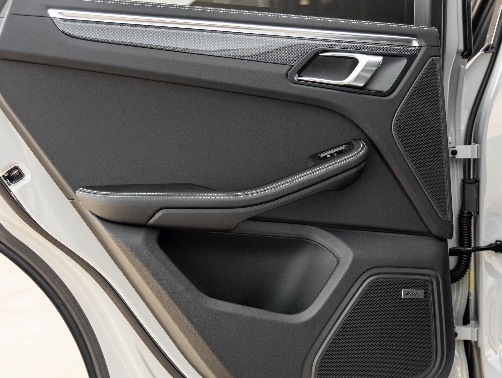 2026 Porsche Macan Macan GTS