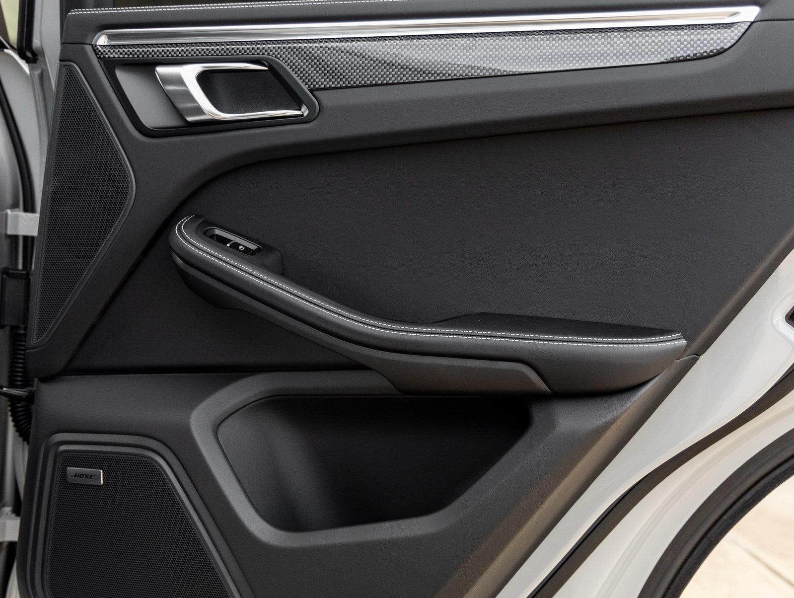 2026 Porsche Macan Macan GTS