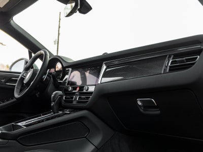 2026 Porsche Macan Macan GTS