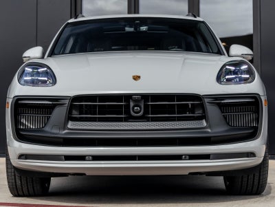 2026 Porsche Macan Macan GTS