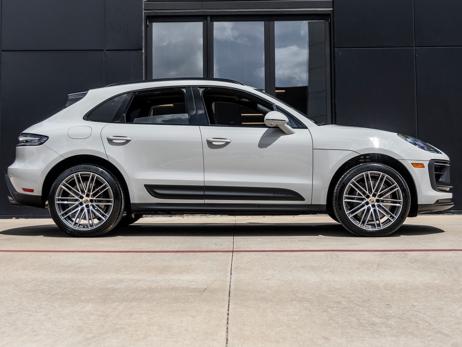 2026 Porsche Macan GTS