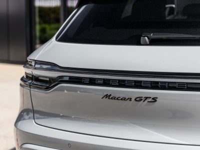 2026 Porsche Macan Macan GTS