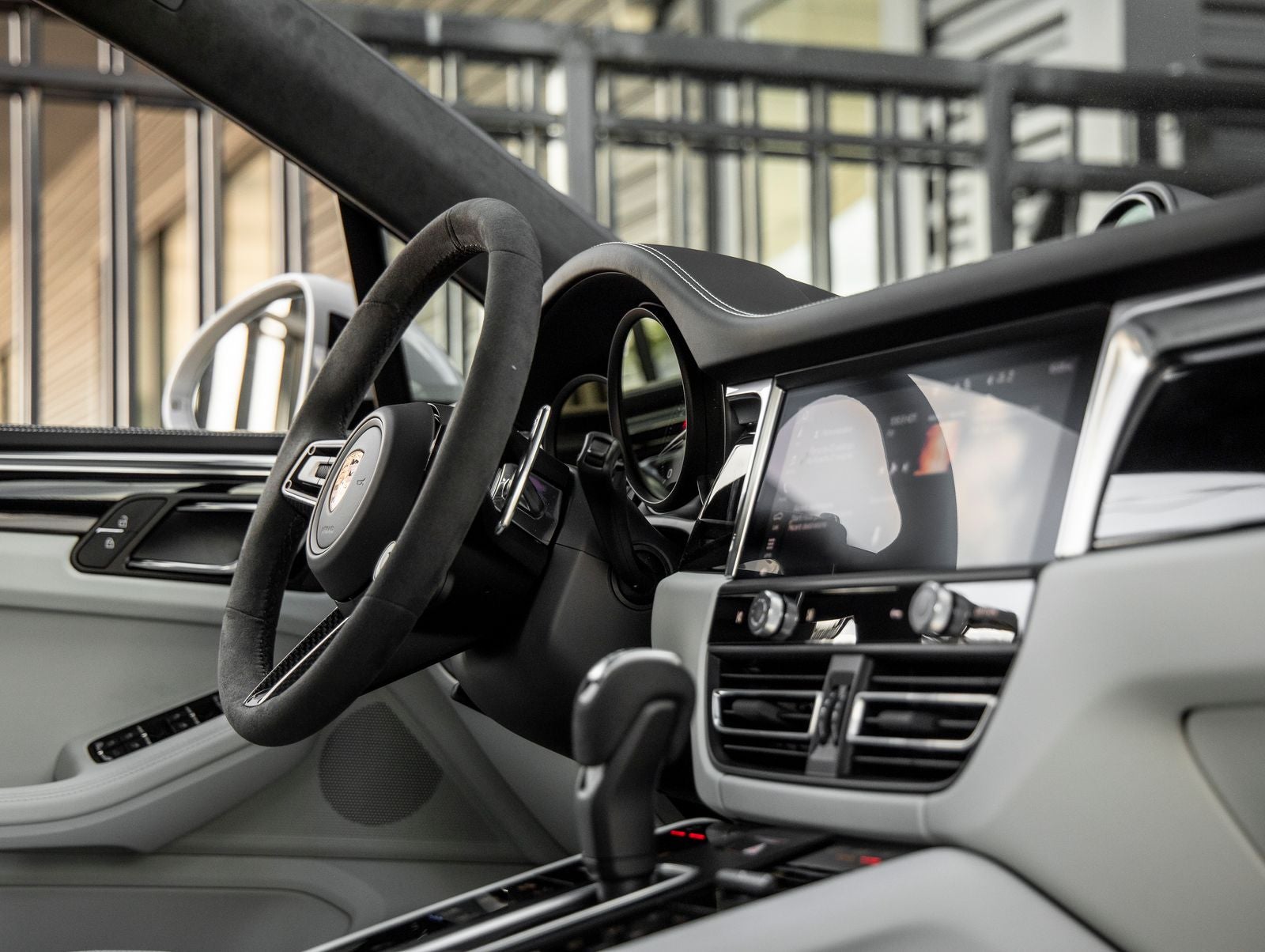 2026 Porsche Macan Macan GTS
