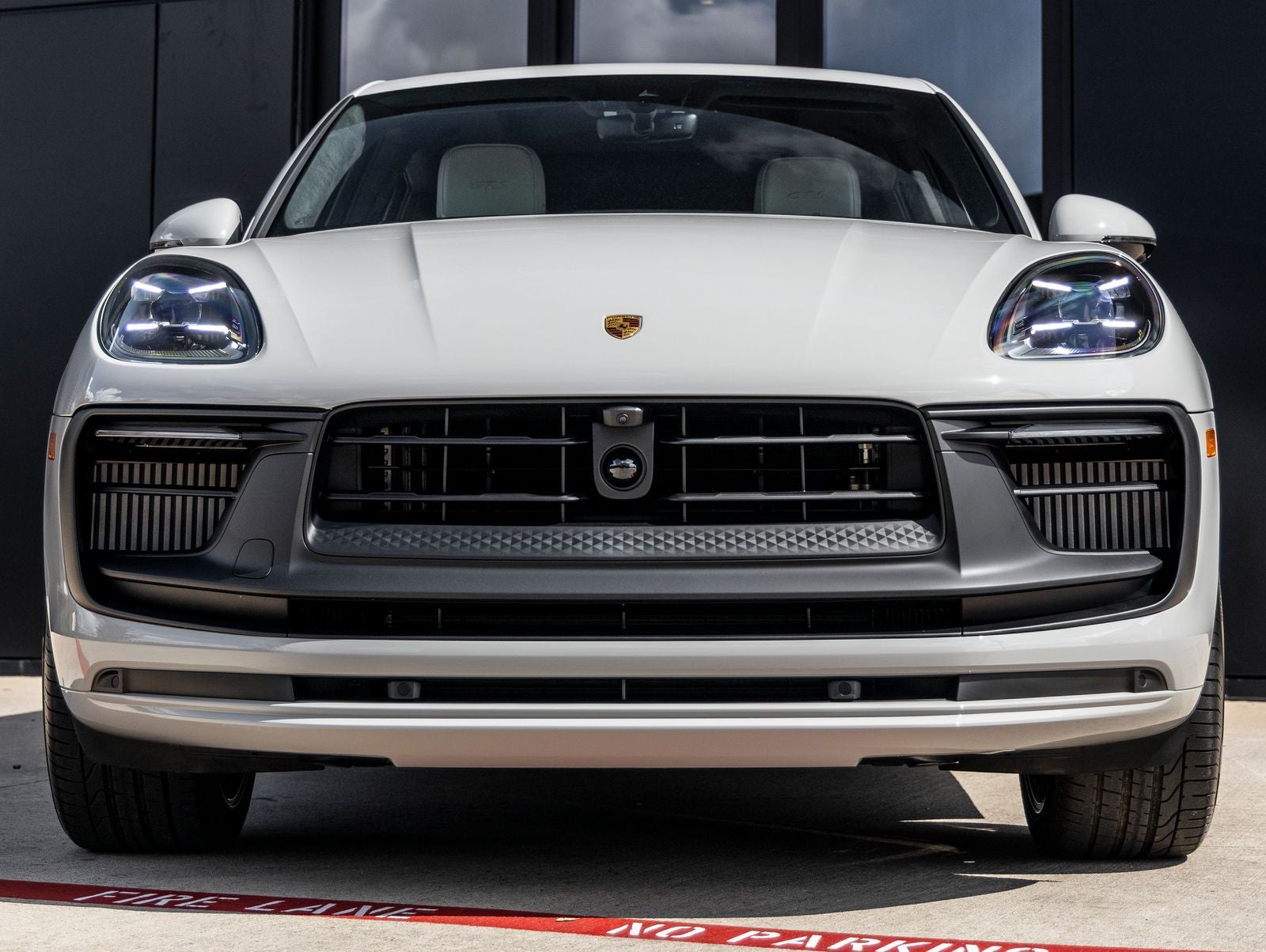 2026 Porsche Macan Macan GTS