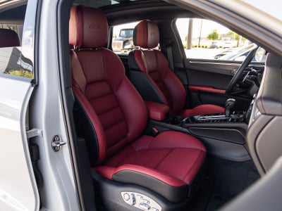 2026 Porsche Macan GTS