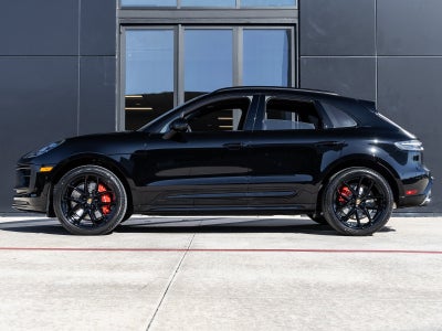2026 Porsche Macan Macan GTS