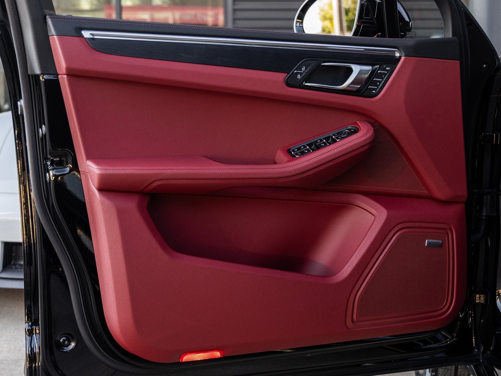 2026 Porsche Macan Macan GTS