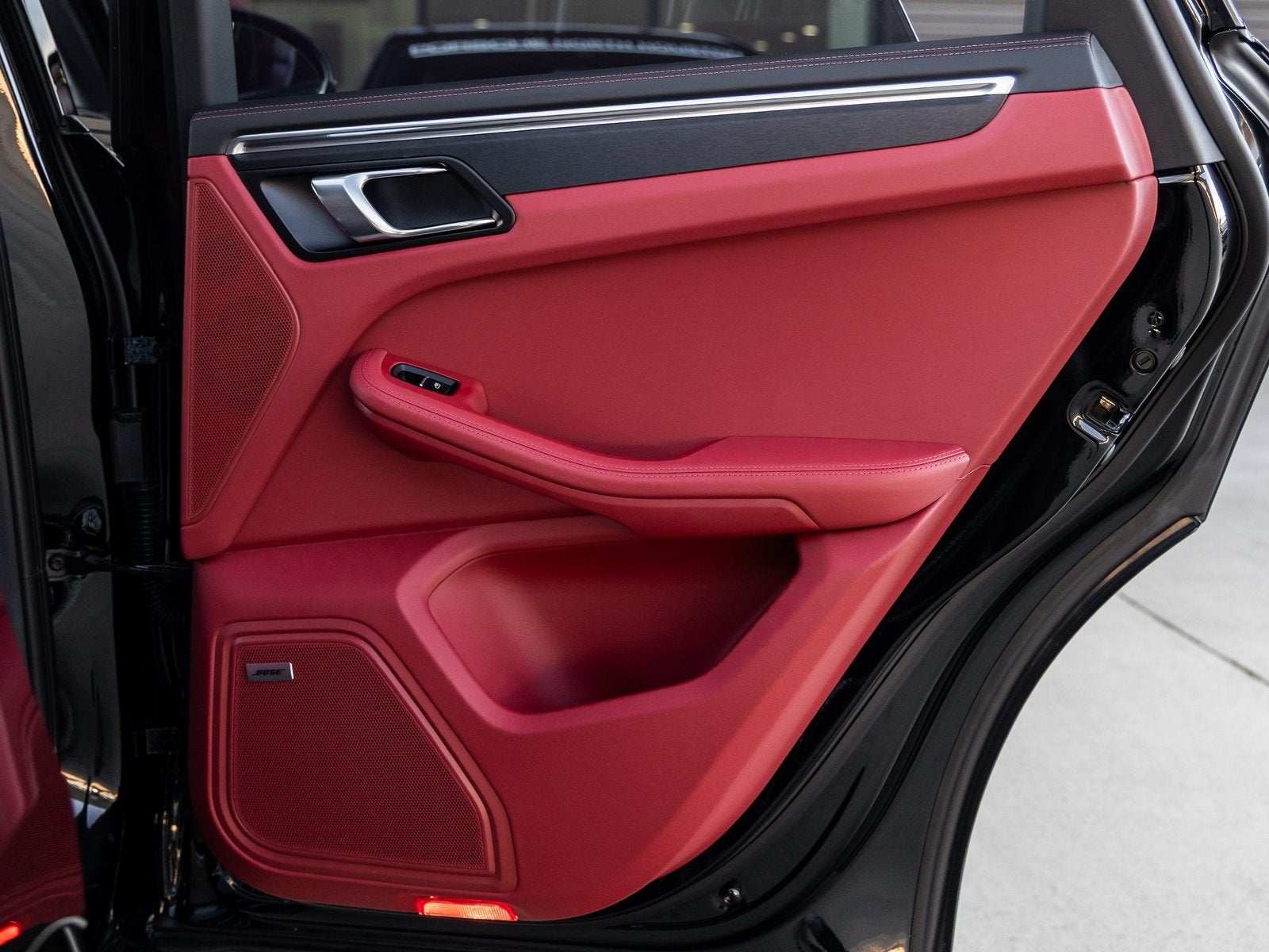 2026 Porsche Macan Macan GTS