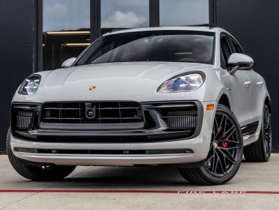 2026 Porsche Macan Macan GTS