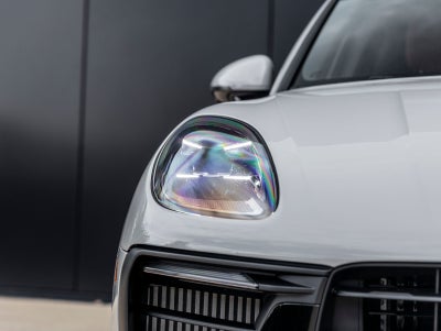 2026 Porsche Macan Macan GTS