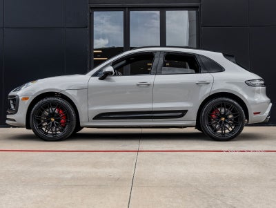 2026 Porsche Macan Macan GTS
