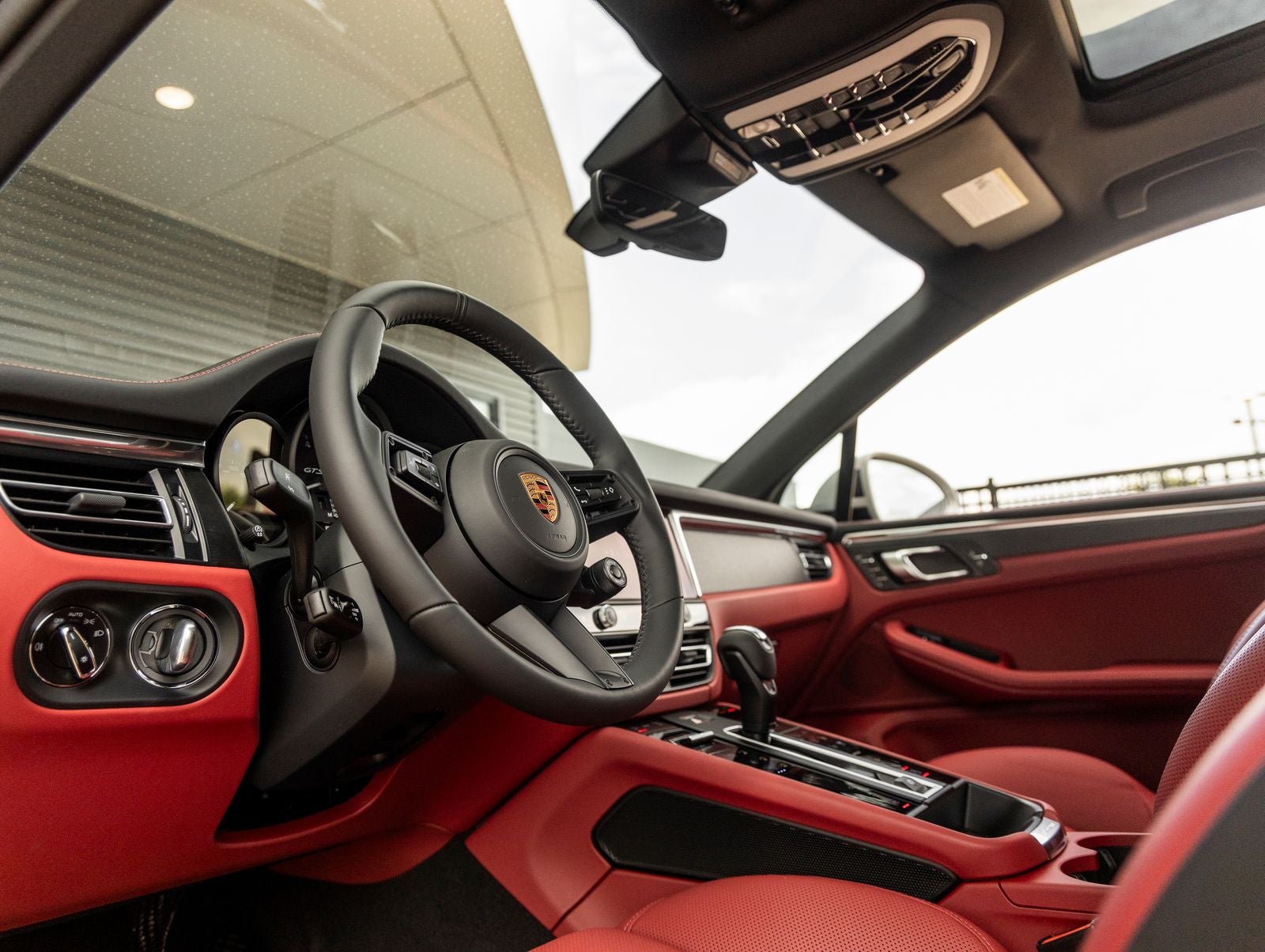 2026 Porsche Macan Macan GTS