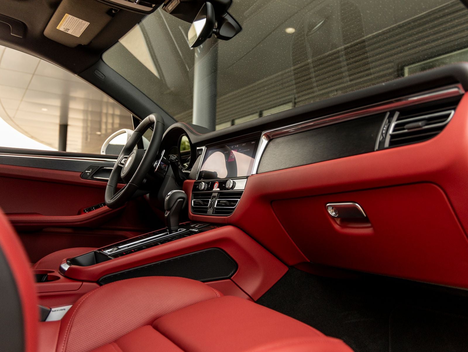 2026 Porsche Macan Macan GTS