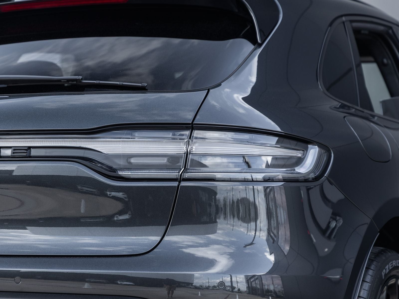 2026 Porsche Macan Macan GTS