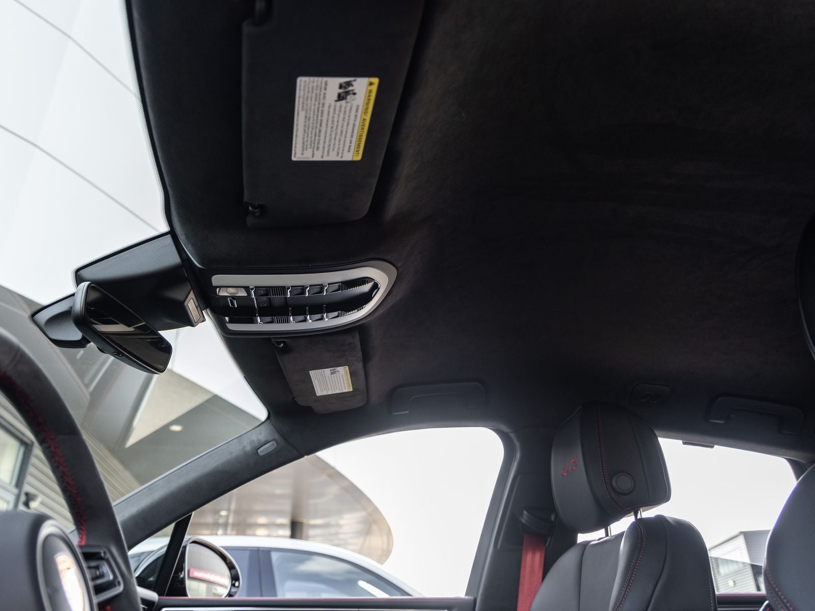 2026 Porsche Macan Macan GTS