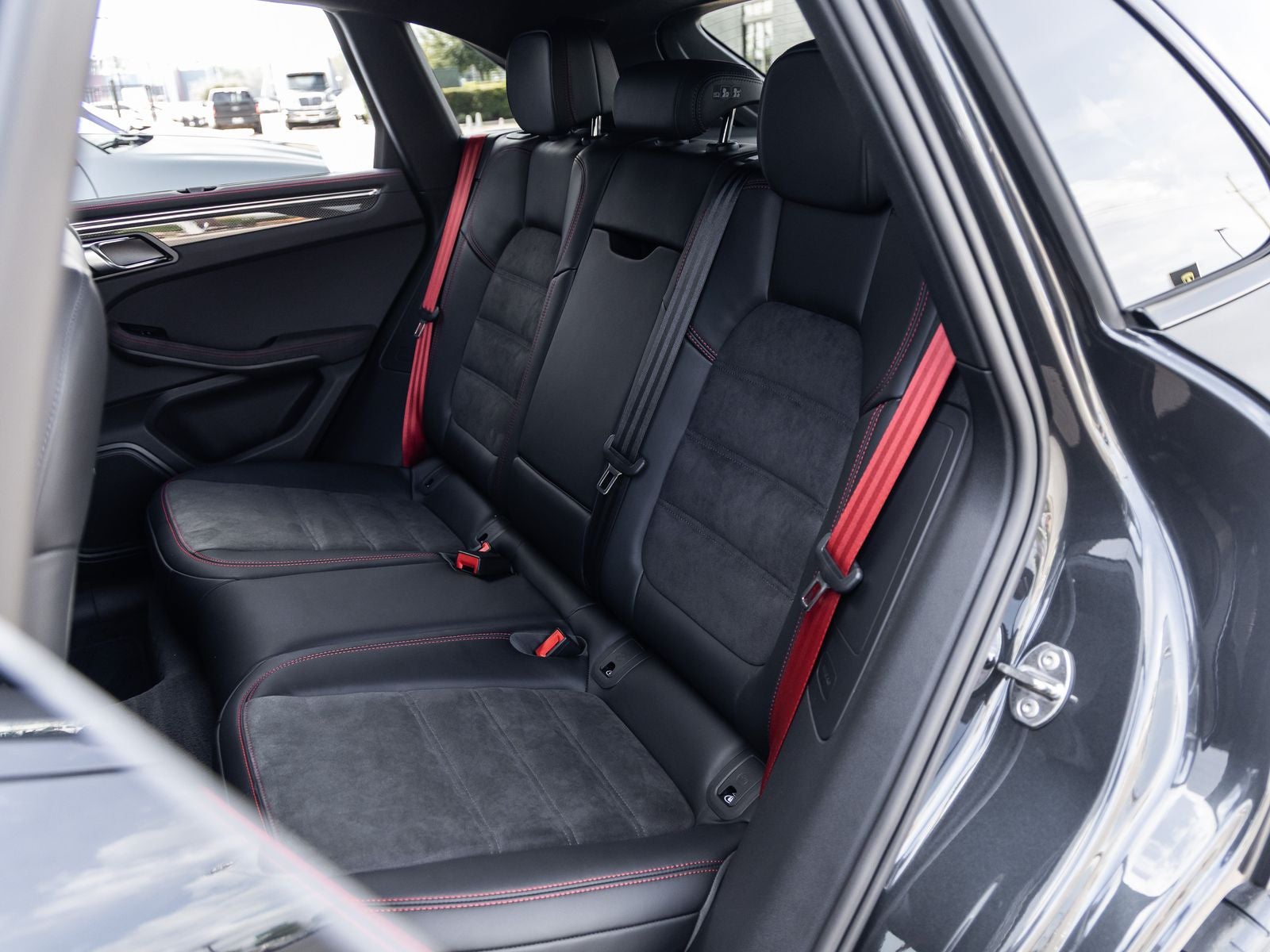 2026 Porsche Macan Macan GTS