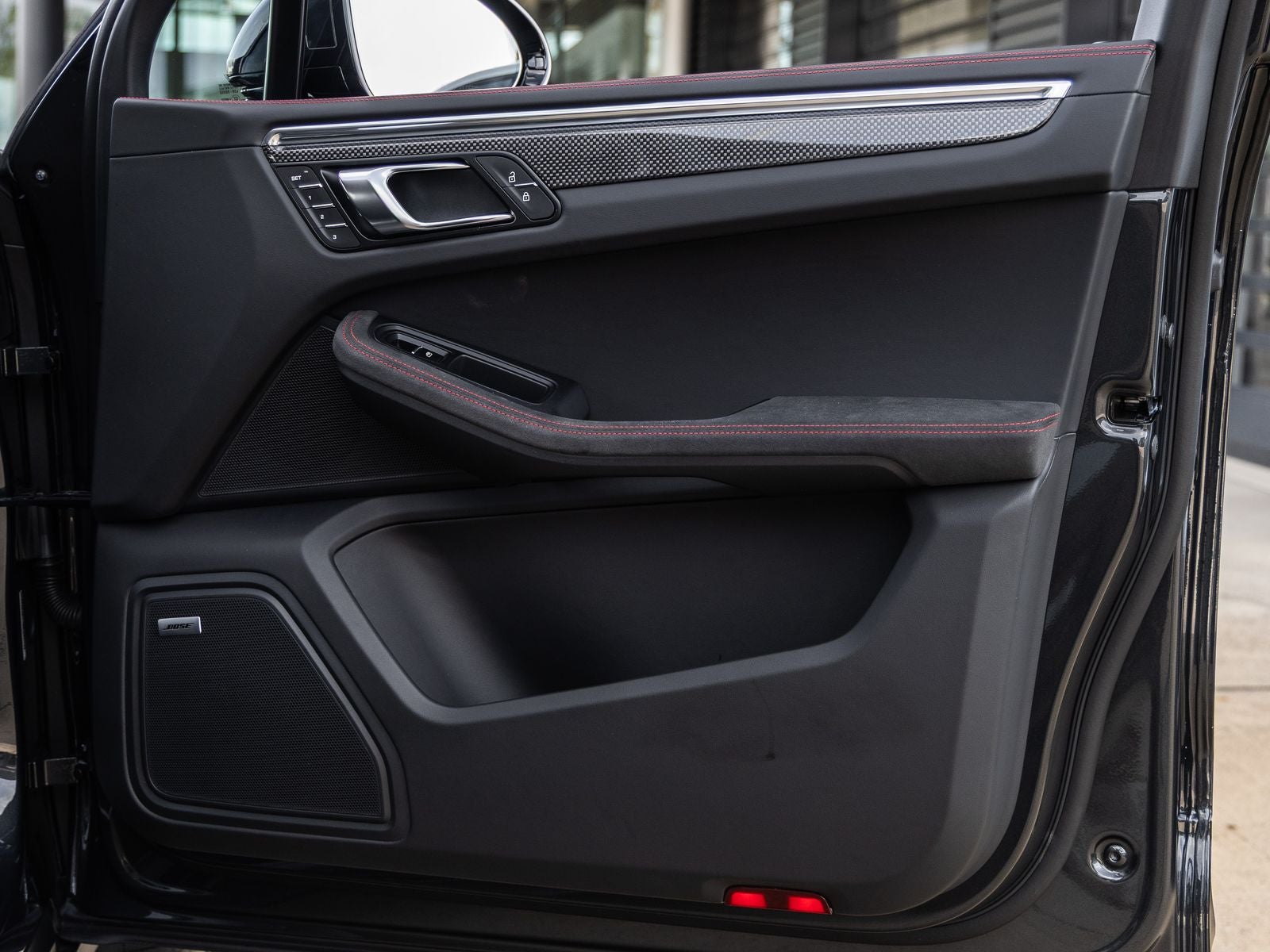 2026 Porsche Macan Macan GTS